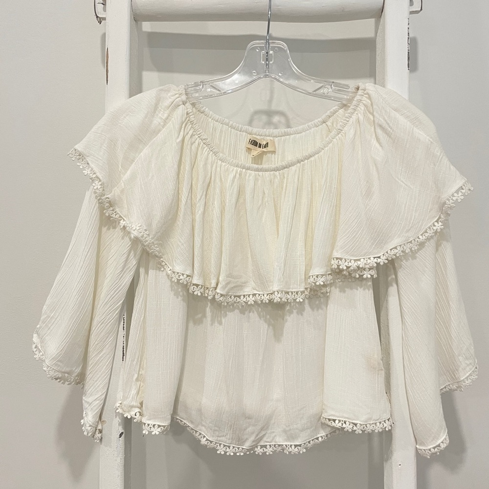 Fashion on Earth Floral Flowy Top